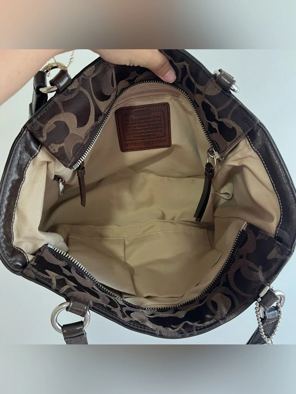 Coach Signature Brown Optic Signature Gallery Tote Shoulder Bag